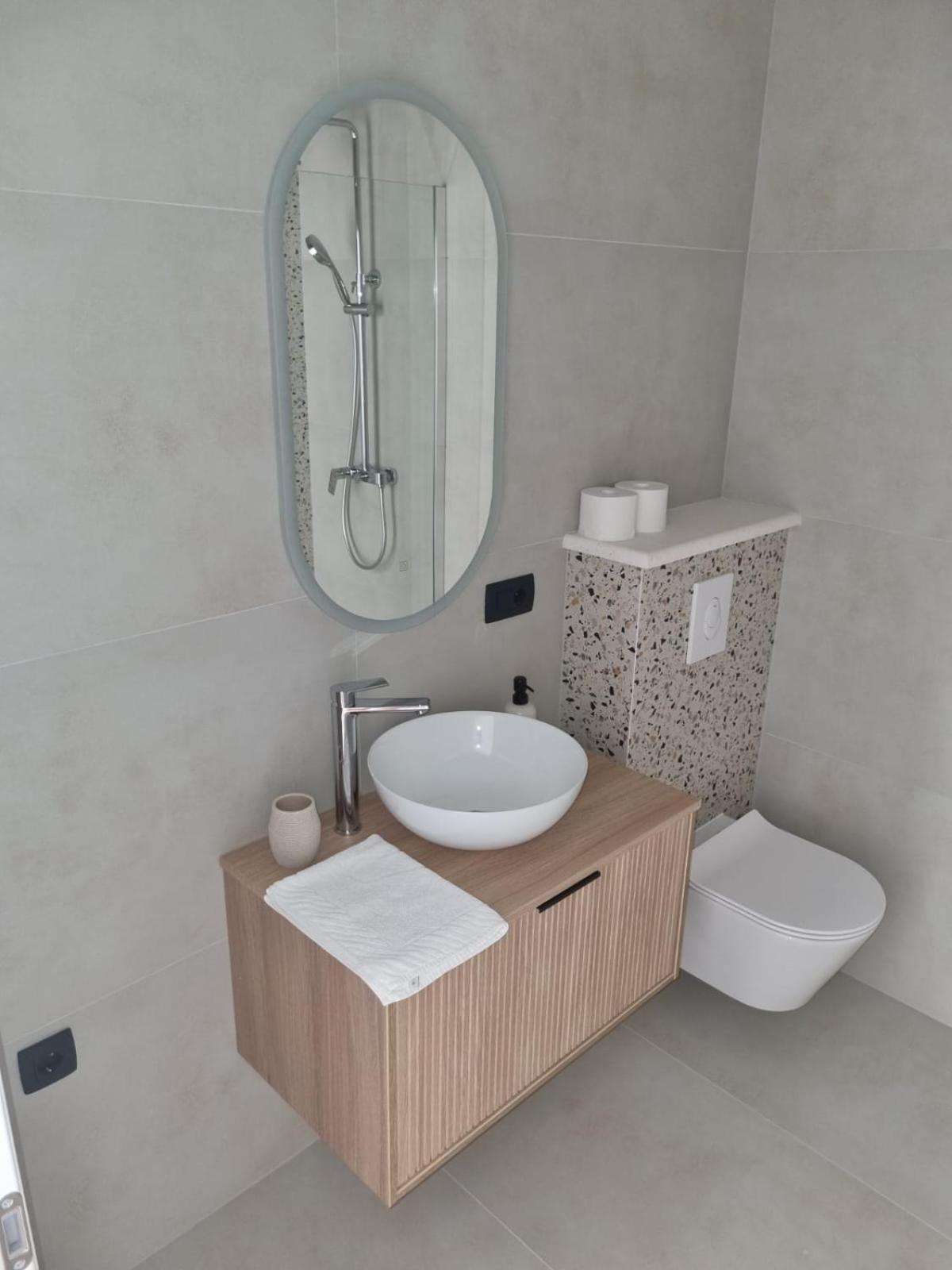 Superior Apartments Luka Bol Ngoại thất bức ảnh