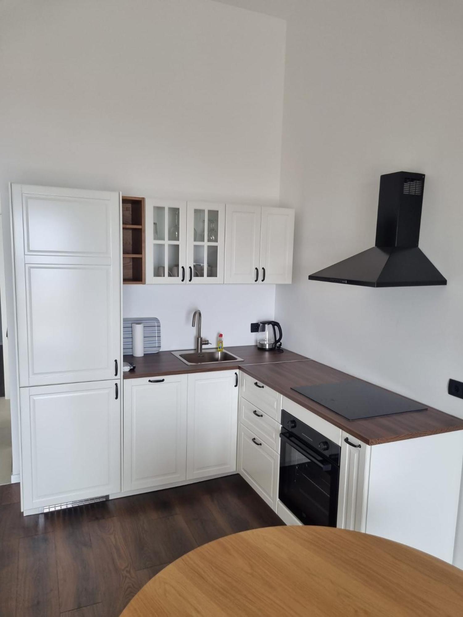 Superior Apartments Luka Bol Ngoại thất bức ảnh
