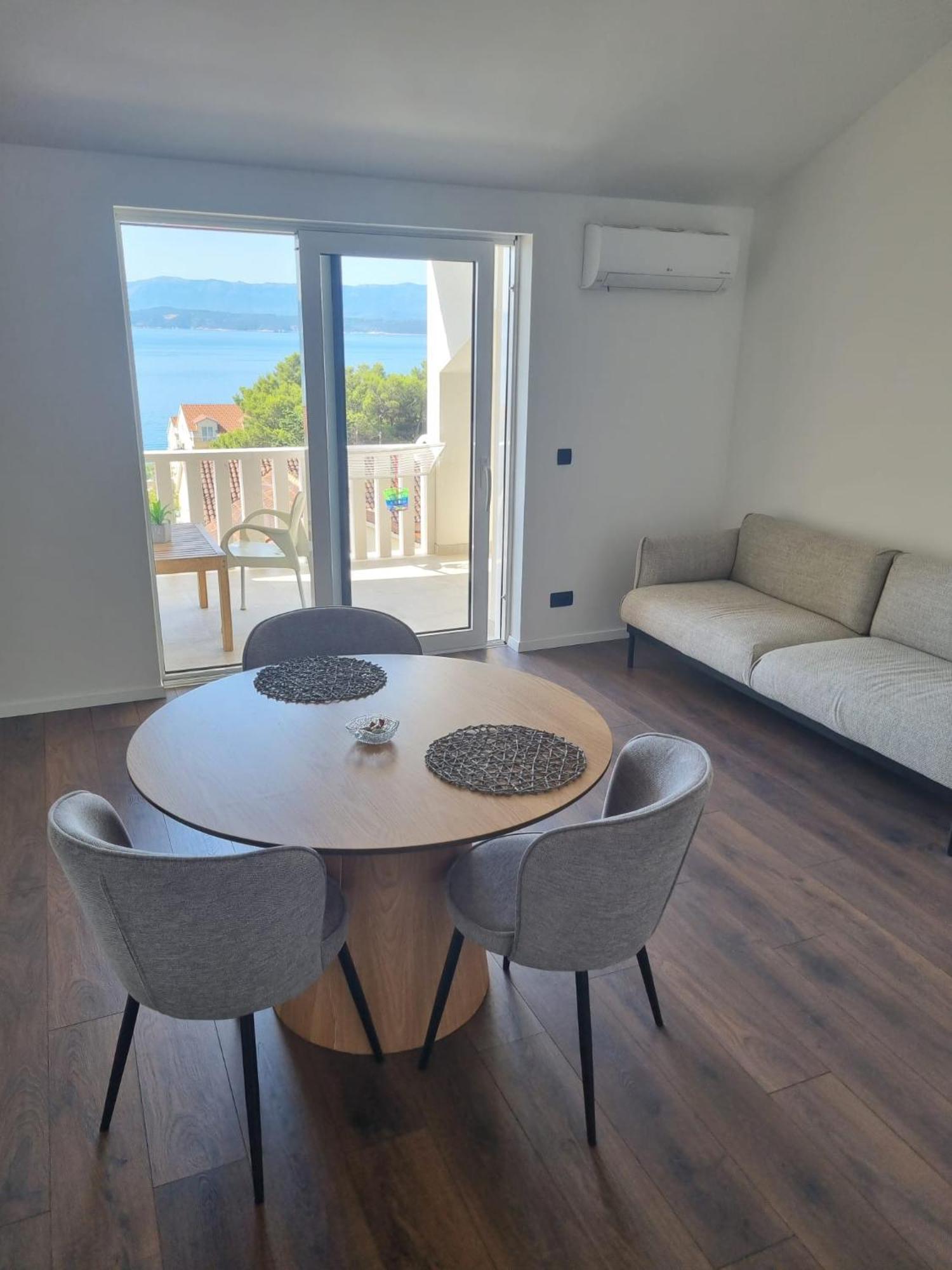 Superior Apartments Luka Bol Ngoại thất bức ảnh
